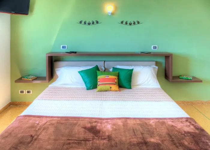 Il Poggiolo 迪亚诺马里纳